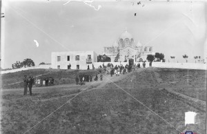 Ο ΝΑΟΣ ΤΗΣ ΑΝΑΛΗΨΕΩΣ ΣΤΟ ΒΥΡΩΝΑ