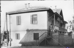 ΤΟ ΤΑΧΥΔΡΟΜΙΚΟ ΓΡΑΦΕΙΟ ΣΤΟ ΒΥΡΩΝΑ