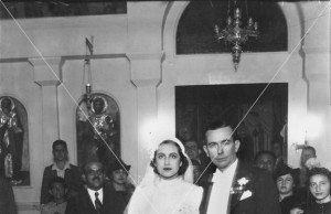 ΝΕΟΝΥΜΦΟΙ ΣΕ ΑΝΑΜΝΗΣΤΙΚΗ ΦΩΤΟΓΡΑΦΙΑ