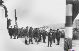 ΤΑ ΑΠΟΚΑΛΥΠΤΗΡΙΑ ΤΟΥ ΑΓΑΛΜΑΤΟΣ ΤΟΥ ΒΑΣΙΛΕΩΣ ΚΩΝΣΤΑΝΤΙΝΟΥ Α΄ ΣΤΟ ΠΕΔΙΟ ΤΟΥ ΑΡΕΩΣ