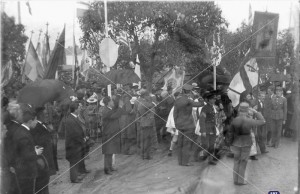 ΥΠΟΔΟΧΗ ΤΟΥ ΒΑΣΙΛΙΑ ΓΕΩΡΓΙΟΥ Β΄ ΚΑΙ ΤΗΣ ΒΑΣΙΛΙΣΣΑΣ ΕΛΙΣΑΒΕΤ ΣΕ ΣΗΔΙΡΟΔΡΟΜΙΚΟ ΣΤΑΘΜΟ ΣΤΗΝ ΠΕΛΟΠΟΝΝΗΣΟ